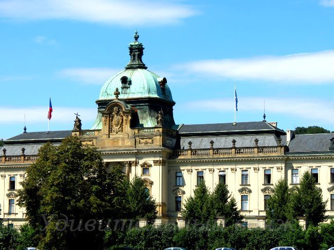 резиденция Правительства Чешской республики