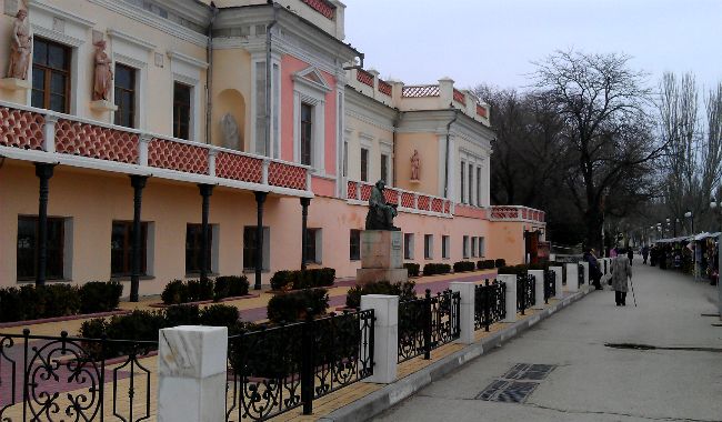 музей Айвазовского в Феодосии