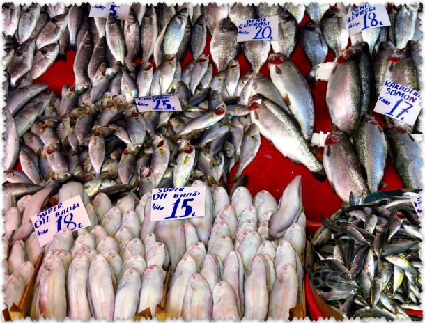 рыбный рынок в районе Каракёй (Karaköy)