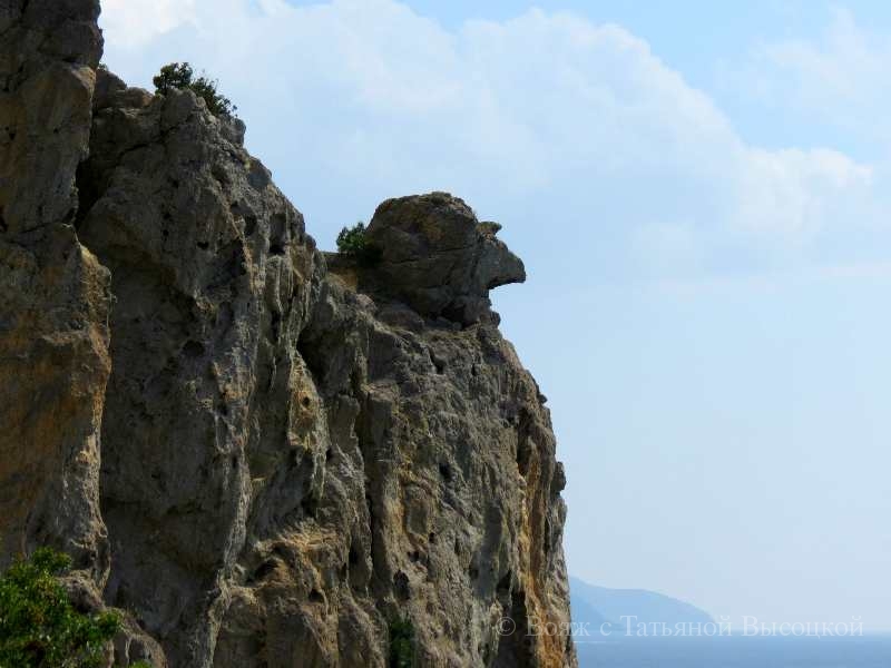 skala Koba-Kaja (Orel) v Novom Svete