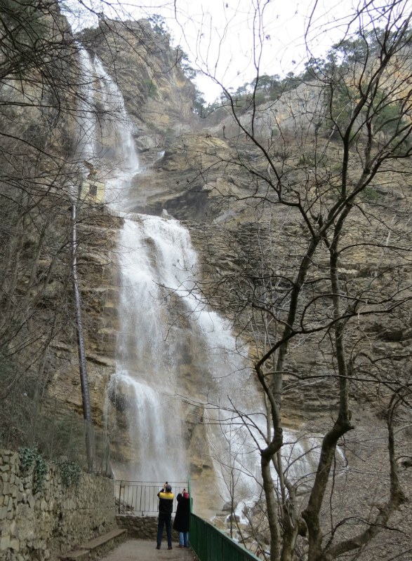vodopad Uchan-Su v marte